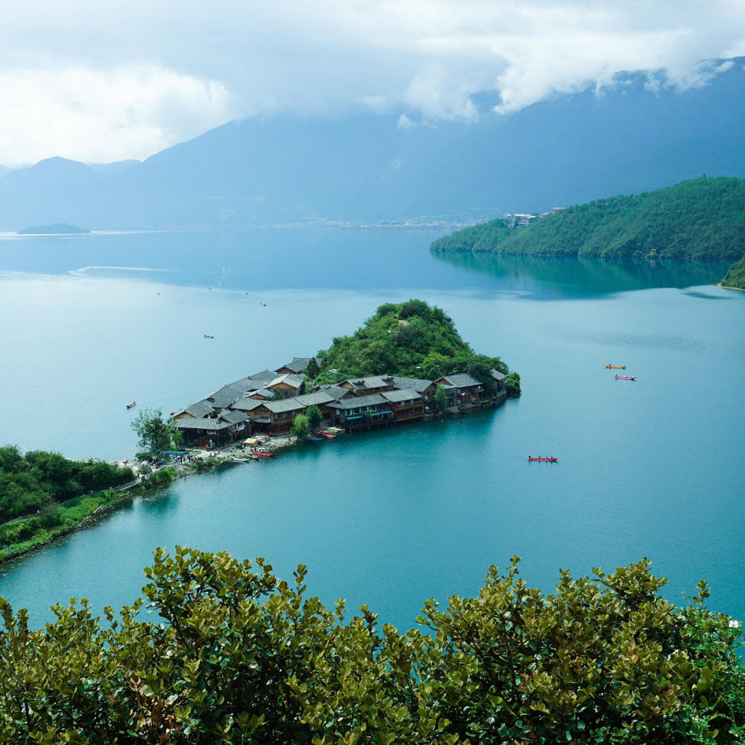 【Customized Travel】10-Day China Highlights: Guangzhou, Guilin & Yangshuo Li River Cruise, Lijiang Old Town, Dali, Lugu Lake & Jade Dragon Snow Mountain