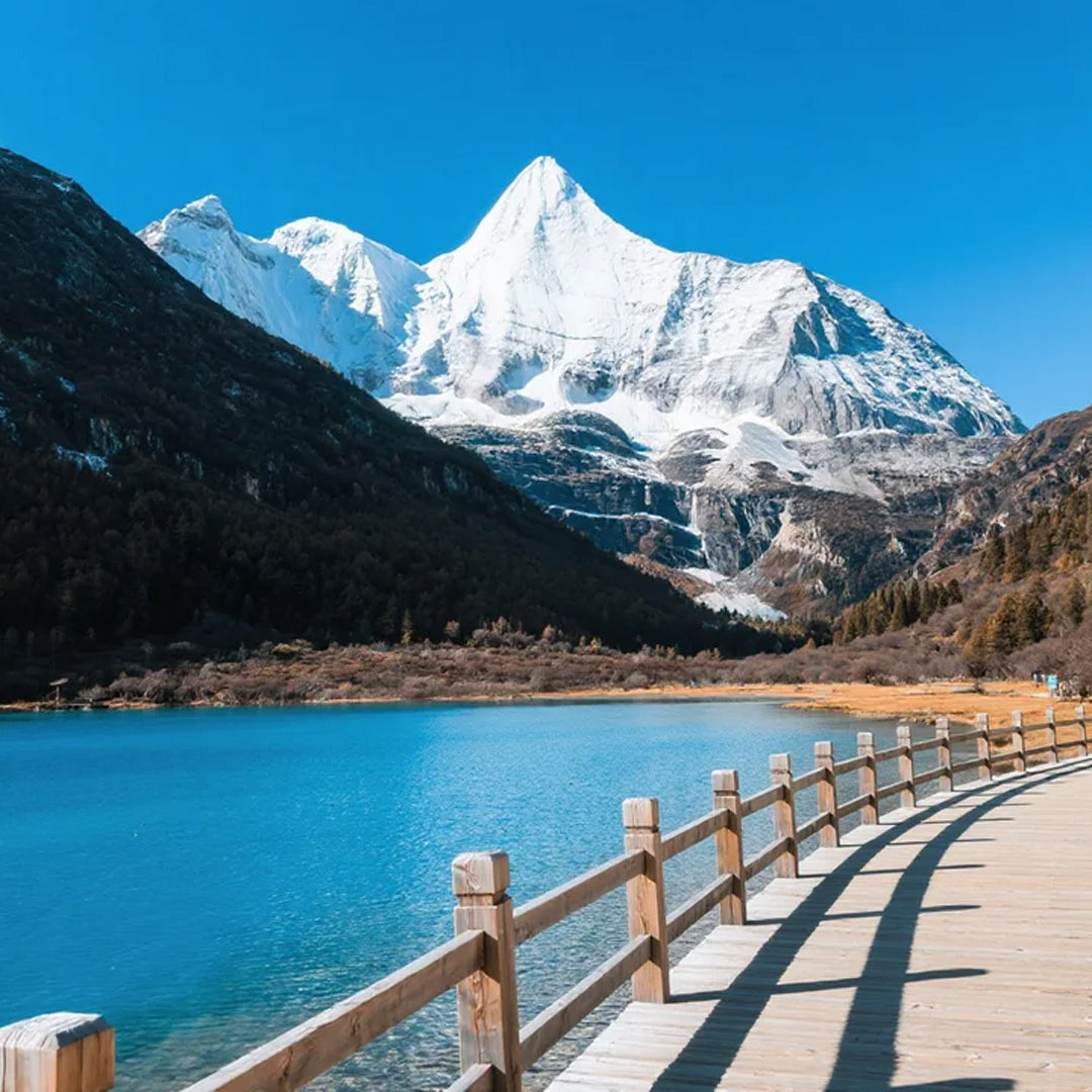 【Customized Travel】8-Day Western Sichuan Adventure: Chengdu, Daocheng Yading & Haizi Snow Mountain and Ancient Tibetan Villages